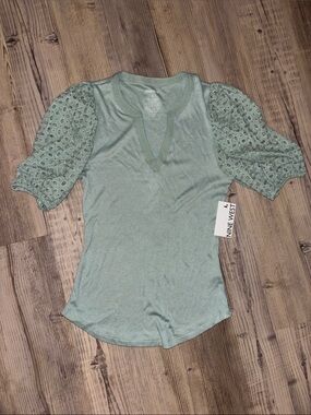 Puff-Sleeve Knit Top